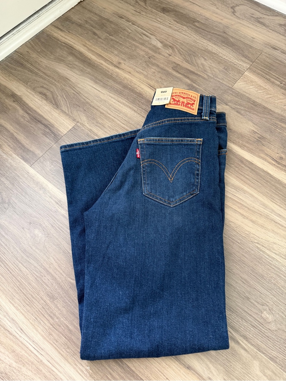 Levi's Ribcage Straight Ankle Jeans